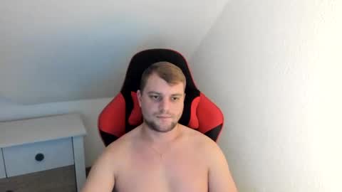 Snapshot of kozik1992 chatting on January 2025 03:43:01 AM Bartek online show from January 2025 03:43:01 AM