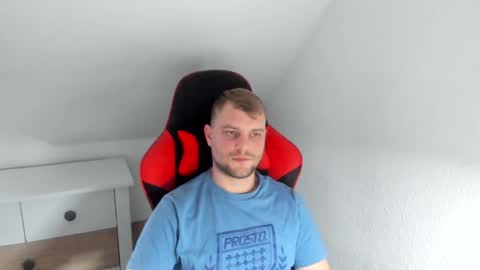 Snapshot of kozik1992 chatting on January 2025 03:07:02 PM Bartek online show from January 2025 03:07:02 PM