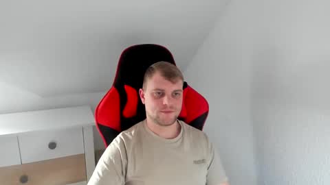 Snapshot of kozik1992 chatting on February 2025 02:21:02 PM Bartek online show from February 2025 02:21:02 PM