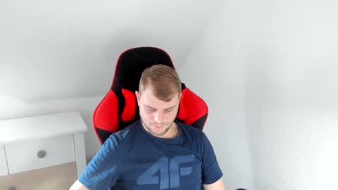 Snapshot of kozik1992 chatting on February 2025 07:59:01 AM Bartek online show from February 2025 07:59:01 AM