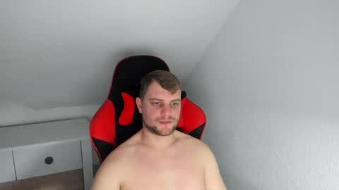 Snapshot of kozik1992 chatting on February 2025 01:22:01 AM Bartek online show from February 2025 01:22:01 AM