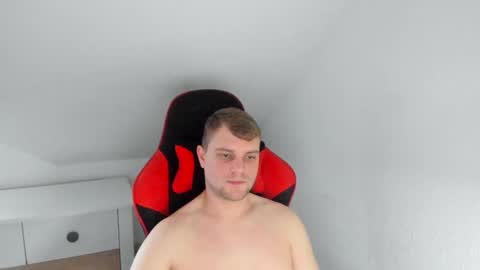 Snapshot of kozik1992 chatting on February 2025 07:28:01 AM Bartek online show from February 2025 07:28:01 AM