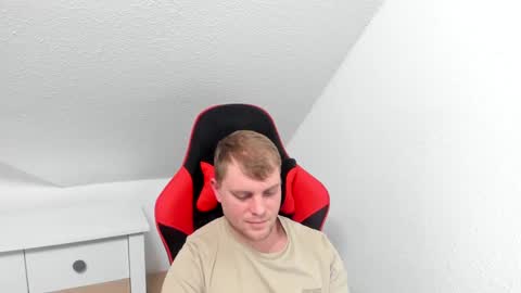 Snapshot of kozik1992 chatting on February 2025 08:26:01 PM Bartek online show from February 2025 08:26:01 PM