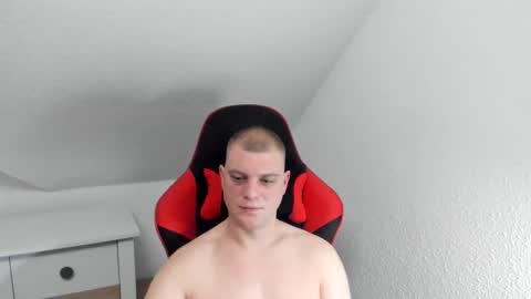 Snapshot of kozik1992 chatting on February 2025 05:34:01 AM Bartek online show from February 2025 05:34:01 AM