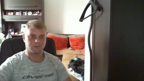 Snapshot of kozik1992 chatting on September 2025 10:08:01 AM Bartek online show from September 2025 10:08:01 AM