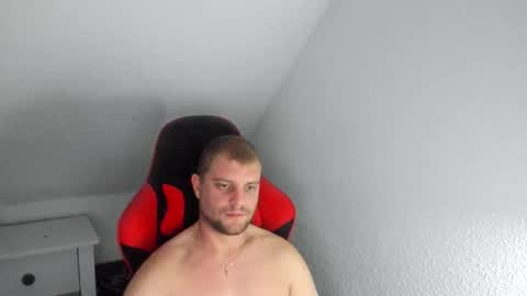 Snapshot of kozik1992 chatting on November 2025 11:47:02 PM Bartek online show from November 2025 11:47:02 PM