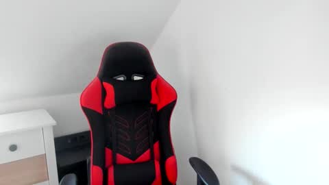 Snapshot of kozik1992 chatting on February 2026 08:26:01 AM Bartek online show from February 2026 08:26:01 AM