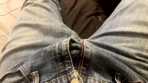 Snapshot of kpcloud255498 chatting on March 2025 01:03:02 AM kpcloud255498 online show from March 2025 01:03:02 AM