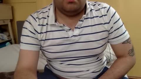 kr4k3n_ online show from April 2026 05:10:02 PM