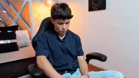 Snapshot of kraven_lust chatting on October 2025 03:20:02 AM Kraven online show from October 2025 03:20:02 AM