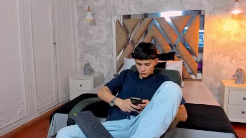 Snapshot of kraven_lust chatting on October 2025 03:10:02 AM Kraven online show from October 2025 03:10:02 AM