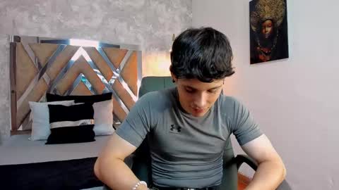 Snapshot of kraven_lust chatting on November 2025 03:16:02 AM Kraven online show from November 2025 03:16:02 AM