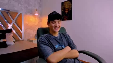 Snapshot of kraven_lust chatting on November 2025 03:08:02 AM Kraven online show from November 2025 03:08:02 AM