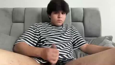 krexxxtofer online show from March 2026 08:33:01 PM