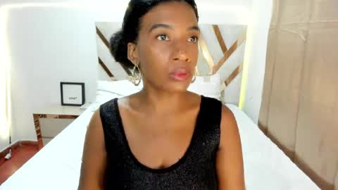 Krisvany online show from April 2026 01:05:02 AM