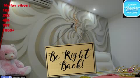 Snapshot of krisi_kiss chatting on January 2025 07:00:02 AM KrisiFollow me  Thumb UP  online show from January 2025 07:00:02 AM