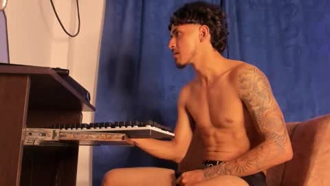 Kriss online show from December 2025 12:16:01 AM