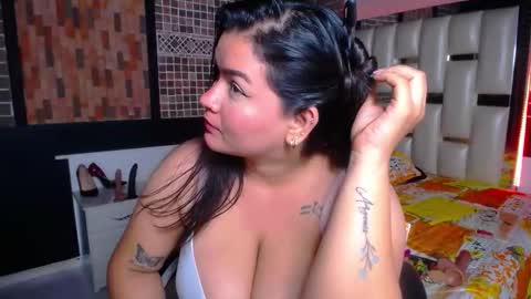 Snapshot of kriss_sweetboobs chatting on September 2025 02:28:02 PM kriss_sweetboobs online show from September 2025 02:28:02 PM