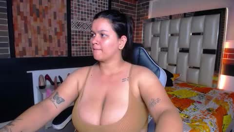 Snapshot of kriss_sweetboobs chatting on September 2025 06:43:02 PM kriss_sweetboobs online show from September 2025 06:43:02 PM
