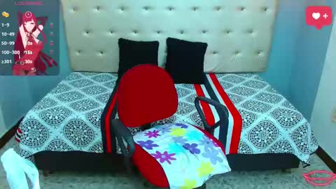 krissone online show from February 2025 05:46:02 PM