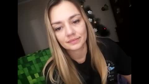 Snapshot of krisssexi chatting on December 2024 08:39:02 PM KrissSexi online show from December 2024 08:39:02 PM