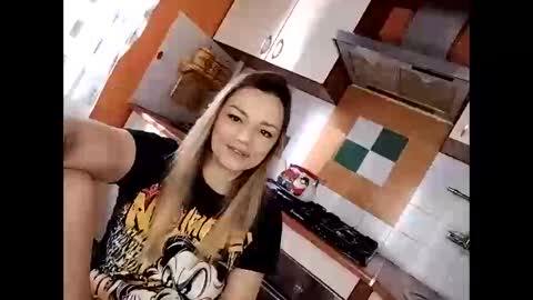 Snapshot of krisssexi chatting on January 2025 07:30:01 AM KrissSexi online show from January 2025 07:30:01 AM