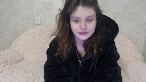 krissvoss online show from January 2025 09:10:01 PM