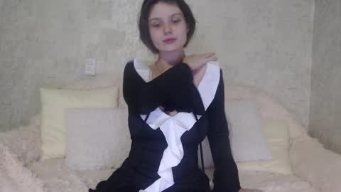 krissvoss online show from October 2025 09:17:02 PM