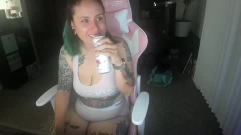 Krista online show from October 2025 03:07:02 AM