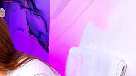 Snapshot of kristal_blond chatting on December 2025 03:36:01 AM online show from December 2025 03:36:01 AM