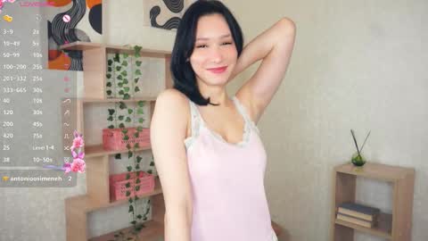 Emma online show from December 2025 09:10:02 PM