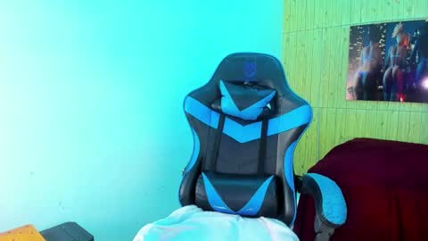 Snapshot of kristel_19 chatting on September 2025 12:06:01 PM KRISTEL online show from September 2025 12:06:01 PM