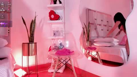 Snapshot of kristel_s_ chatting on September 2025 05:26:03 PM Kristeeeel Instagramaj cb05 online show from September 2025 05:26:03 PM
