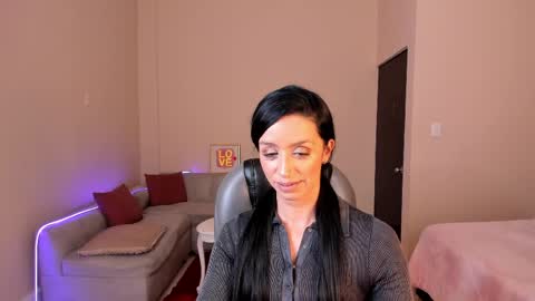Sophia online show from May 2026 08:26:01 PM