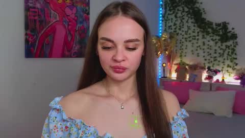 Snapshot of kristen_sayles chatting on September 2025 05:47:02 PM Kris online show from September 2025 05:47:02 PM