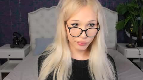 Kristi online show from June 2026 04:46:02 PM