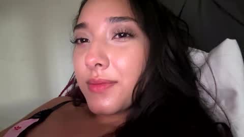 Snapshot of kristinaaxxx chatting on January 2026 10:23:01 PM kristina online show from January 2026 10:23:01 PM