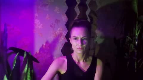 Snapshot of kristinagold44 chatting on January 2025 10:24:01 PM Kristina online show from January 2025 10:24:01 PM