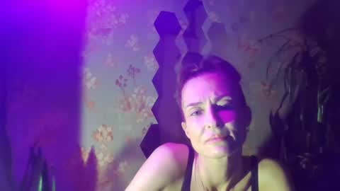 Snapshot of kristinagold44 chatting on February 2025 07:13:01 PM Kristina online show from February 2025 07:13:01 PM