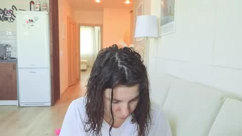 Kristi online show from May 2026 05:01:02 AM