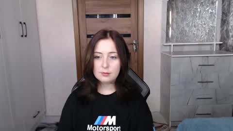 Snapshot of kristy_fran chatting on November 2025 10:39:02 AM Kristy online show from November 2025 10:39:02 AM