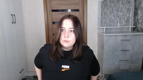 Snapshot of kristy_fran chatting on November 2025 10:45:02 PM Kristy online show from November 2025 10:45:02 PM