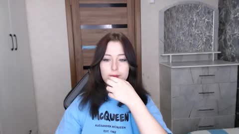 Snapshot of kristy_fran chatting on December 2025 07:25:01 AM Kristy online show from December 2025 07:25:01 AM