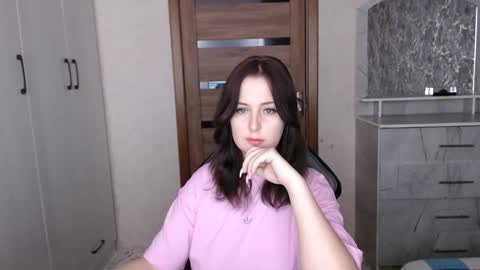 Snapshot of kristy_fran chatting on December 2025 11:42:02 PM Kristy online show from December 2025 11:42:02 PM