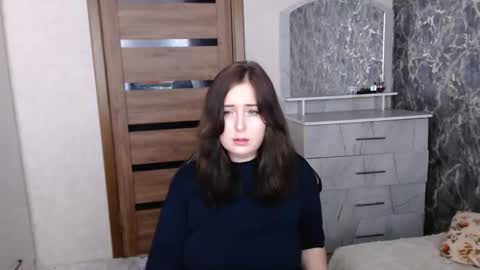 Snapshot of kristy_fran chatting on December 2025 10:17:02 PM Kristy online show from December 2025 10:17:02 PM