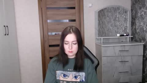 Snapshot of kristy_fran chatting on December 2025 11:46:01 PM Kristy online show from December 2025 11:46:01 PM