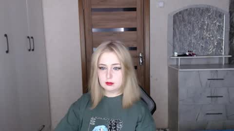 Snapshot of kristy_fran chatting on January 2026 09:07:02 PM Kristy online show from January 2026 09:07:02 PM