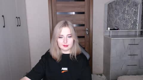 Snapshot of kristy_fran chatting on January 2026 10:26:01 PM Kristy online show from January 2026 10:26:01 PM