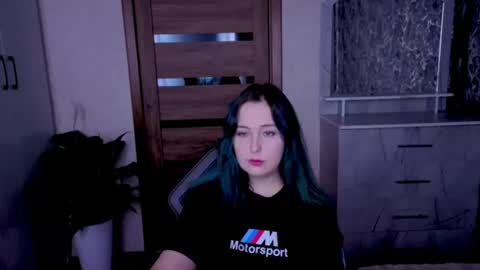 Snapshot of kristy_fran chatting on July 2026 09:33:02 PM Kristy online show from July 2026 09:33:02 PM