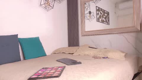 Cristina online show from January 2026 07:08:01 PM